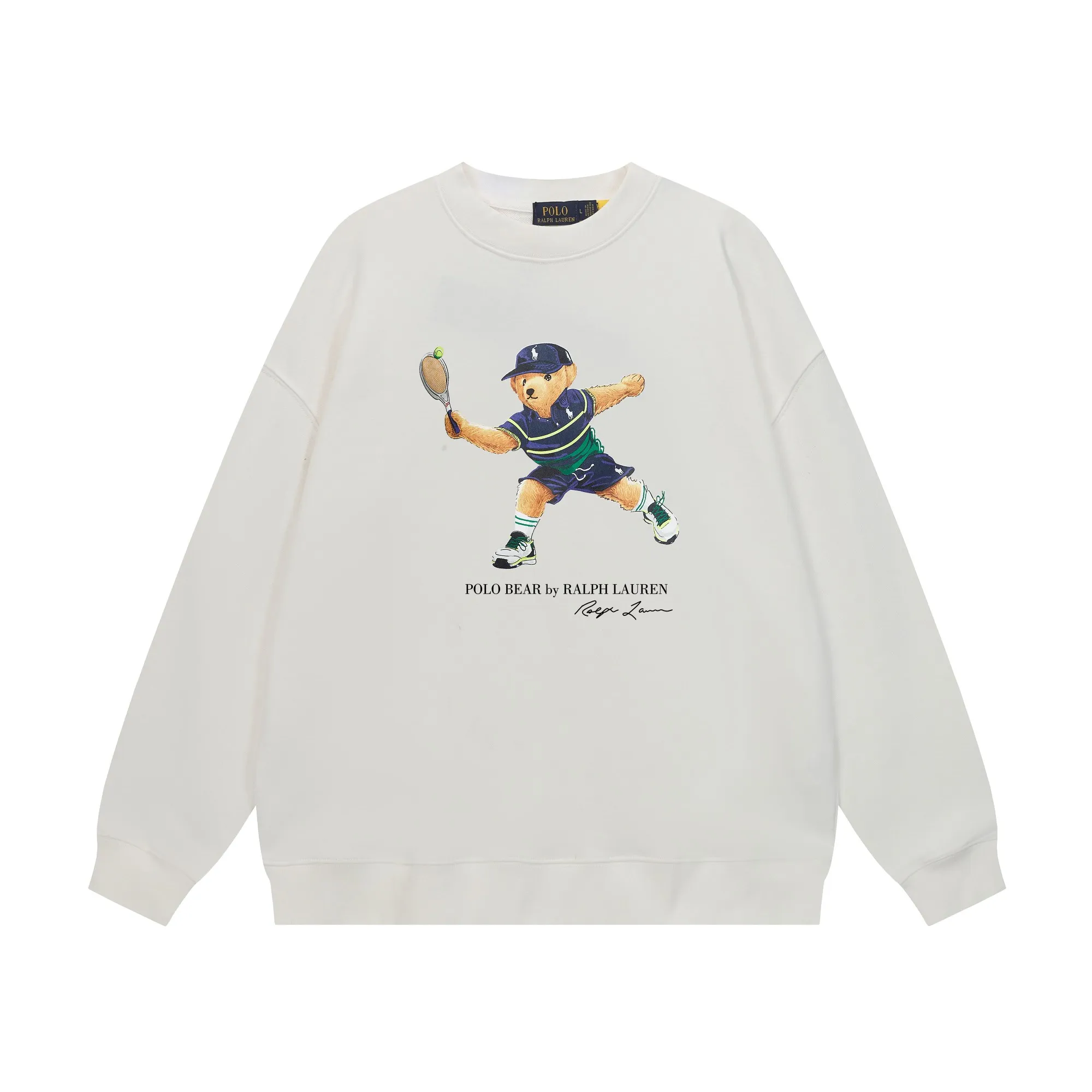 P200 Long-term stock] RalphLauren/Ralph Lauren 2025 autumn and winter new bear letter print 420g heavy large terry sweatshirt Ralph Lauren's age-reducing item, the coat fabric is made of 85% cotton ➕15% polyester, which not only retains the softness, comfort and breathability of cotton, but also adds the wear resistance and wrinkle resistance of polyester fiber, making the clothes more durable and easy to care for. Even in slightly cooler weather, you won't feel stuffy when wearing it. This kind of fabric has a natural crisp feel and is not easy to pill or deform. The bear on the chest is printed with English letters. It is full of color, full of three-dimensionality, and lifelike, adding a bit of liveliness and interest to the whole sweatshirt. There is no pressure to dress, regardless of age or gender. Complete accessories! Color: black, white, navy blue, light floral gray Size: M-L-XL-XXL